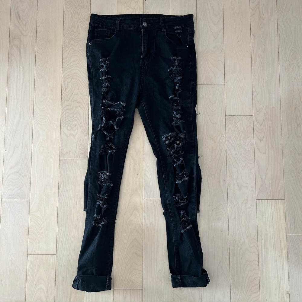 Super Distressed Black Jeans
